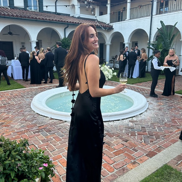 Meet your Posher, Anne - Picture 4 of 4